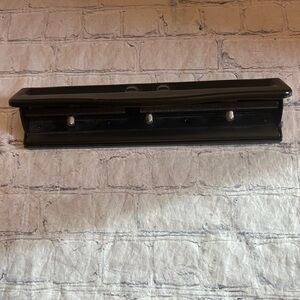 VTG OFFICE MAX 3 HOLE PAPER PUNCHING MACHINE PUNCH TOOL BLACK & SILVER